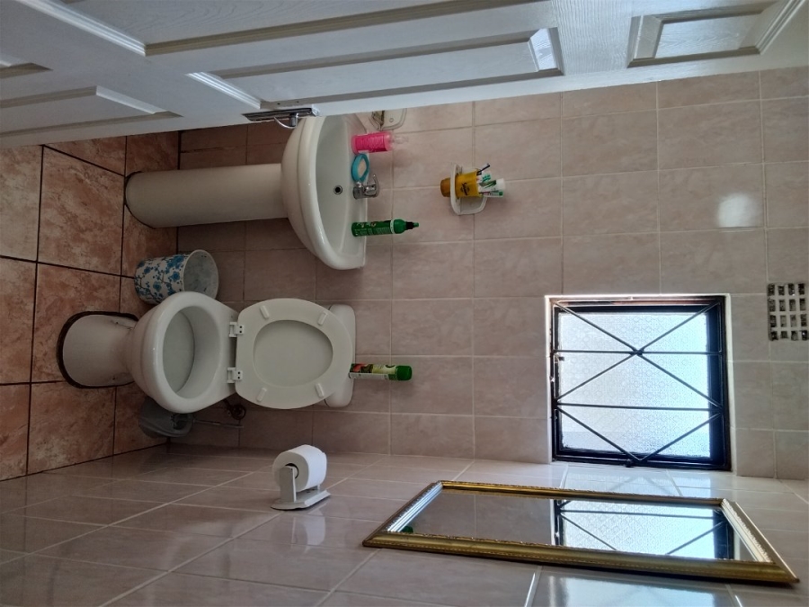3 Bedroom Property for Sale in Harare Western Cape